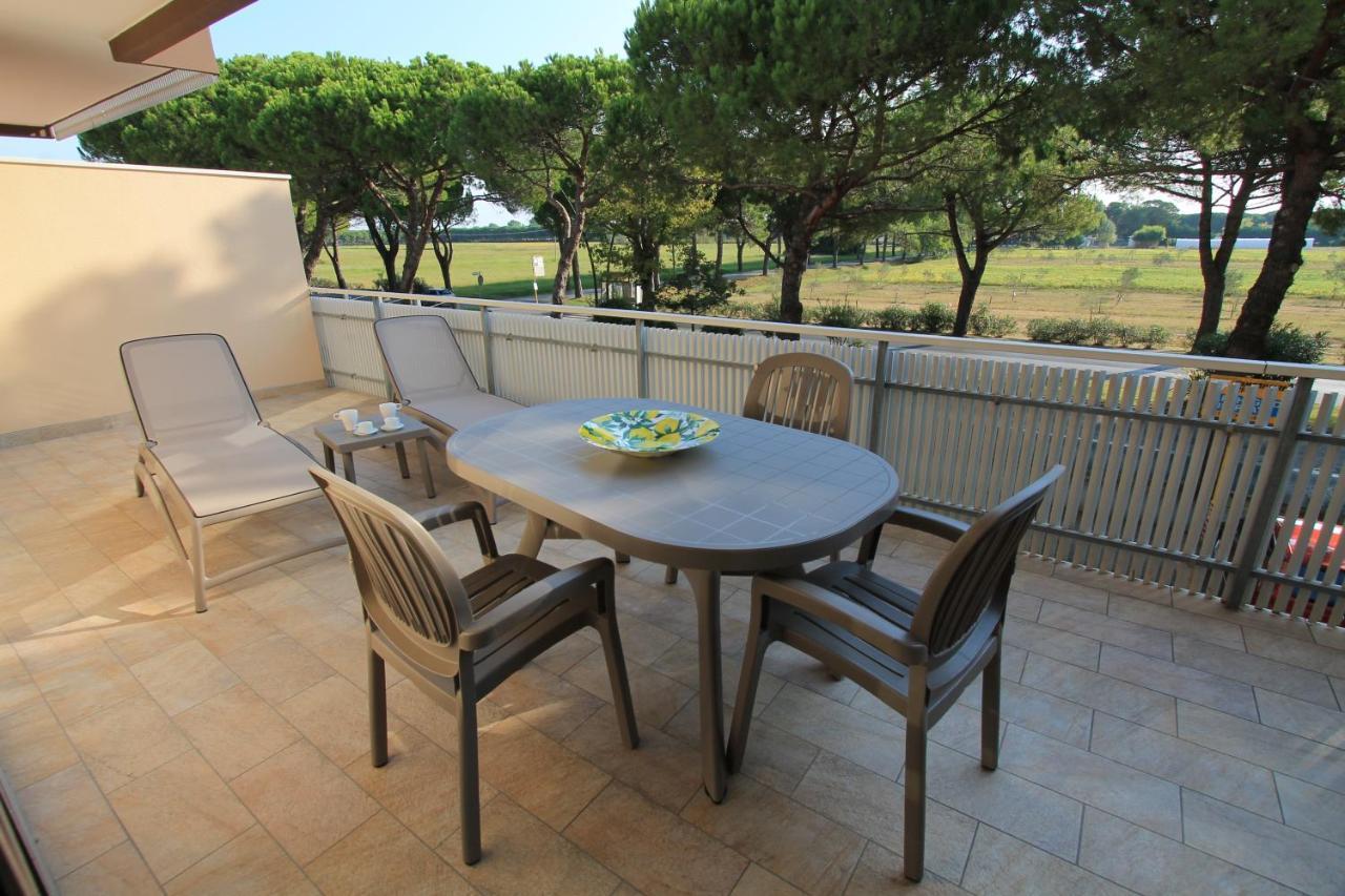 Flat Bibione Apartment Екстериор снимка