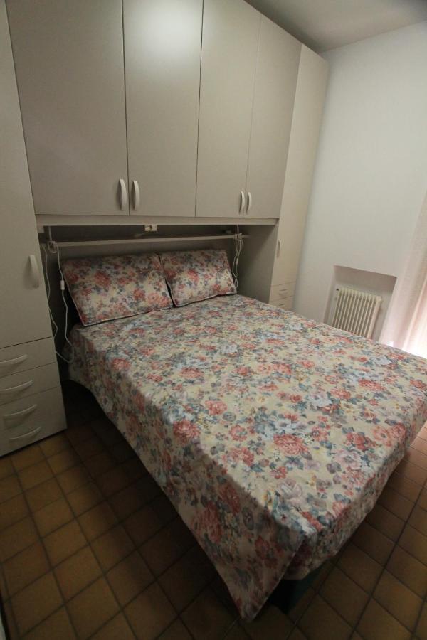 Flat Bibione Apartment Екстериор снимка